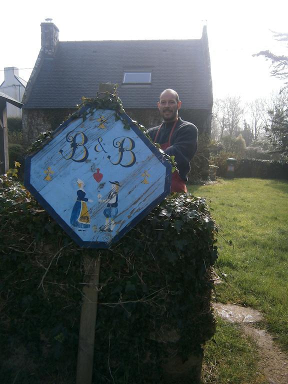 Bed and Breakfast Les Chaumieres De Kerimel Ploemel Exterior foto