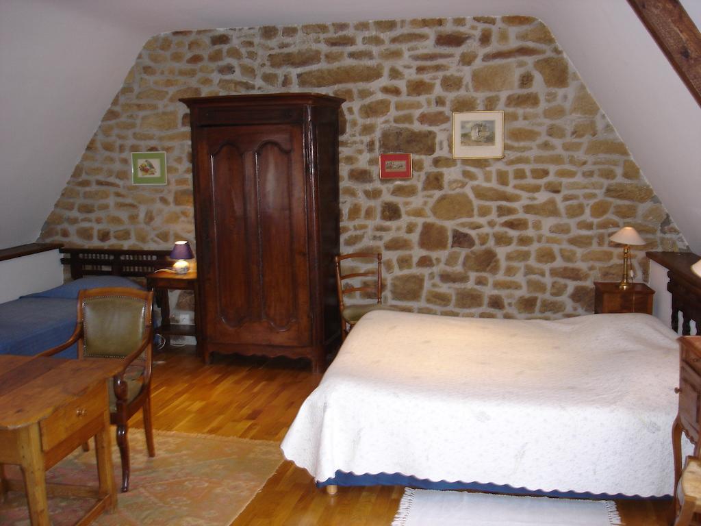 Bed and Breakfast Les Chaumieres De Kerimel Ploemel Zimmer foto